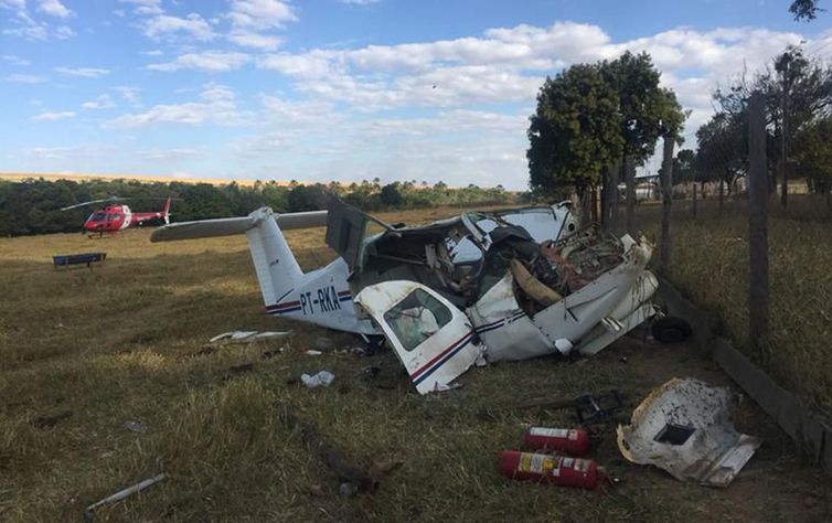 ACIDENTE COM AERONAVE PERTO DE BRASÍLIA DEIXA QUATRO FERIDOS - News Rondônia