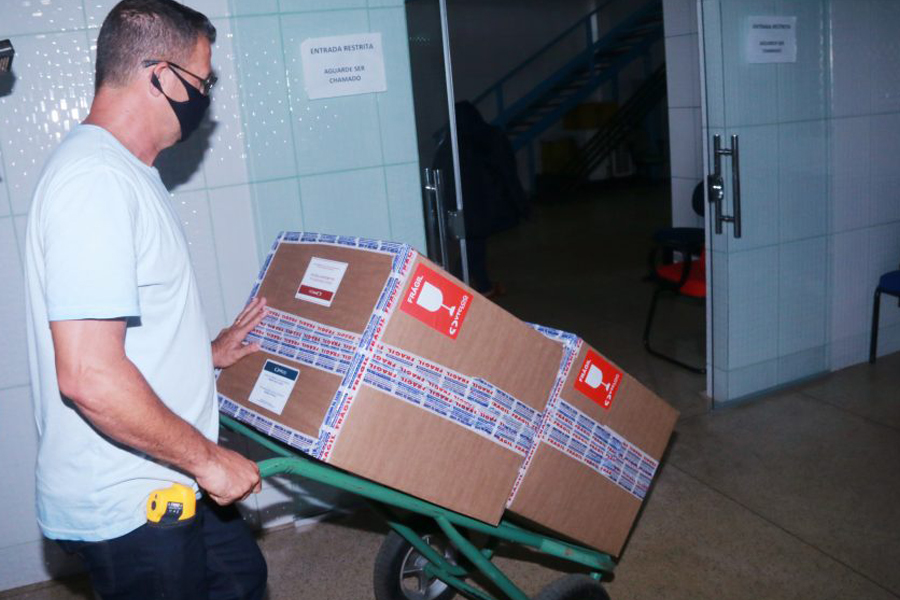 Rondônia recebe do Ministério da Saúde a 20ª remessa de imunizantes contra a covid-19 - News Rondônia