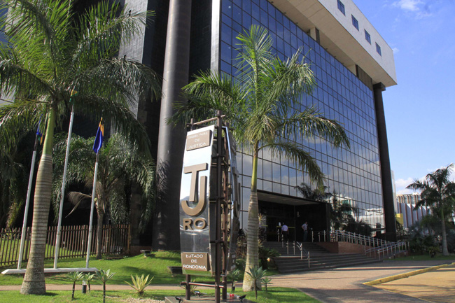 1º TRIBUNAL DO JÚRI DE PORTO VELHO CONDENA HOMEM QUE MATOU POR CIÚME - News Rondônia
