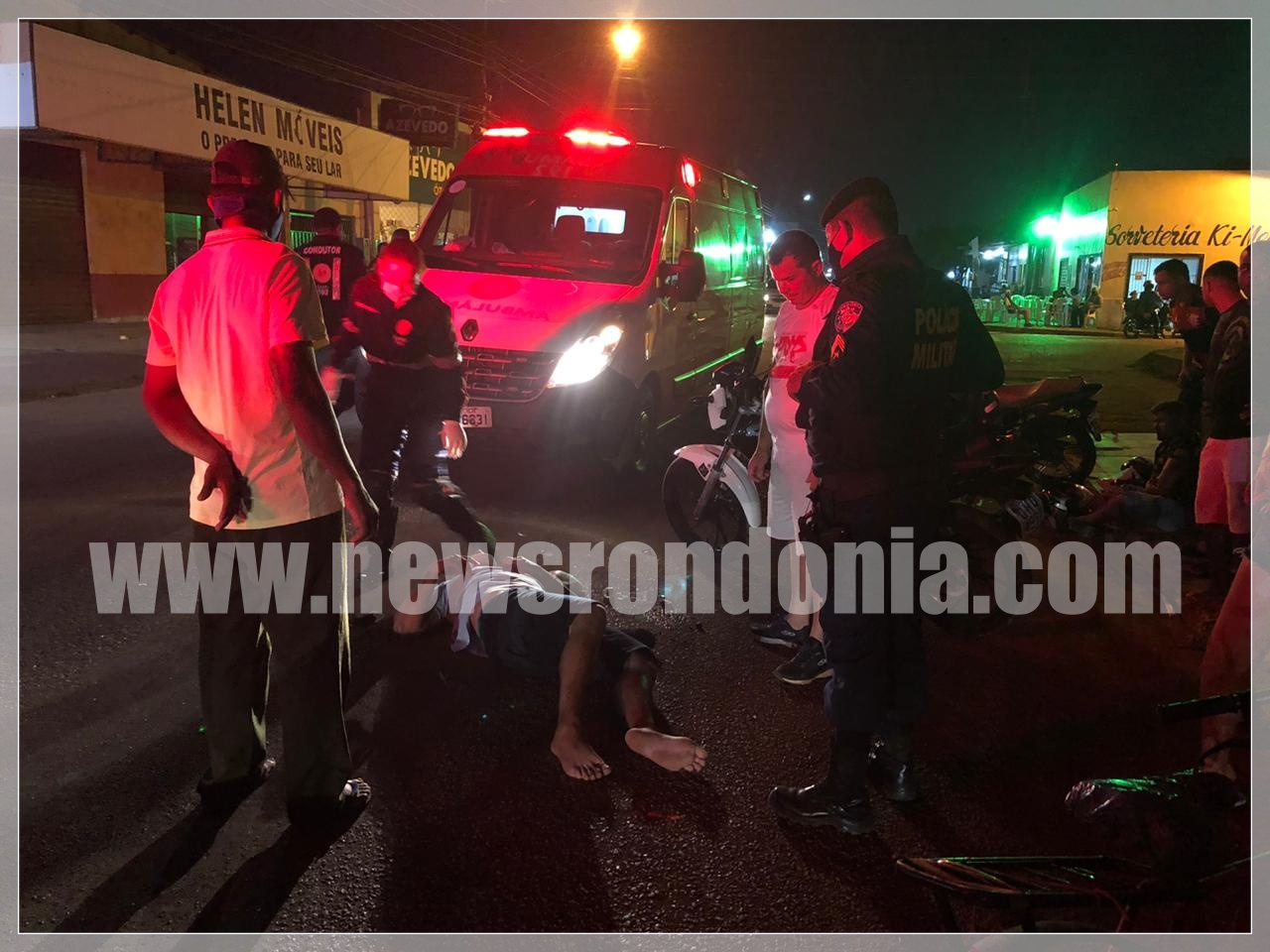 Colisão frontal entre motos deixa duas vítimas na zona leste; Vítima fraturou uma das pernas - News Rondônia