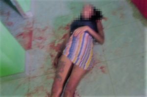 GRÁVIDA DE 3 MESES É ASSASSINADA PELA CUNHADA A FACADAS - IMAGENS FORTES - News Rondônia