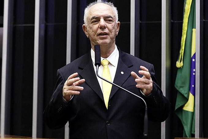 Presidência e ao Ministério de Minas e Energia que intercedam junto a Aneel contra o aumento nas contas de energia - Vídeo - News Rondônia