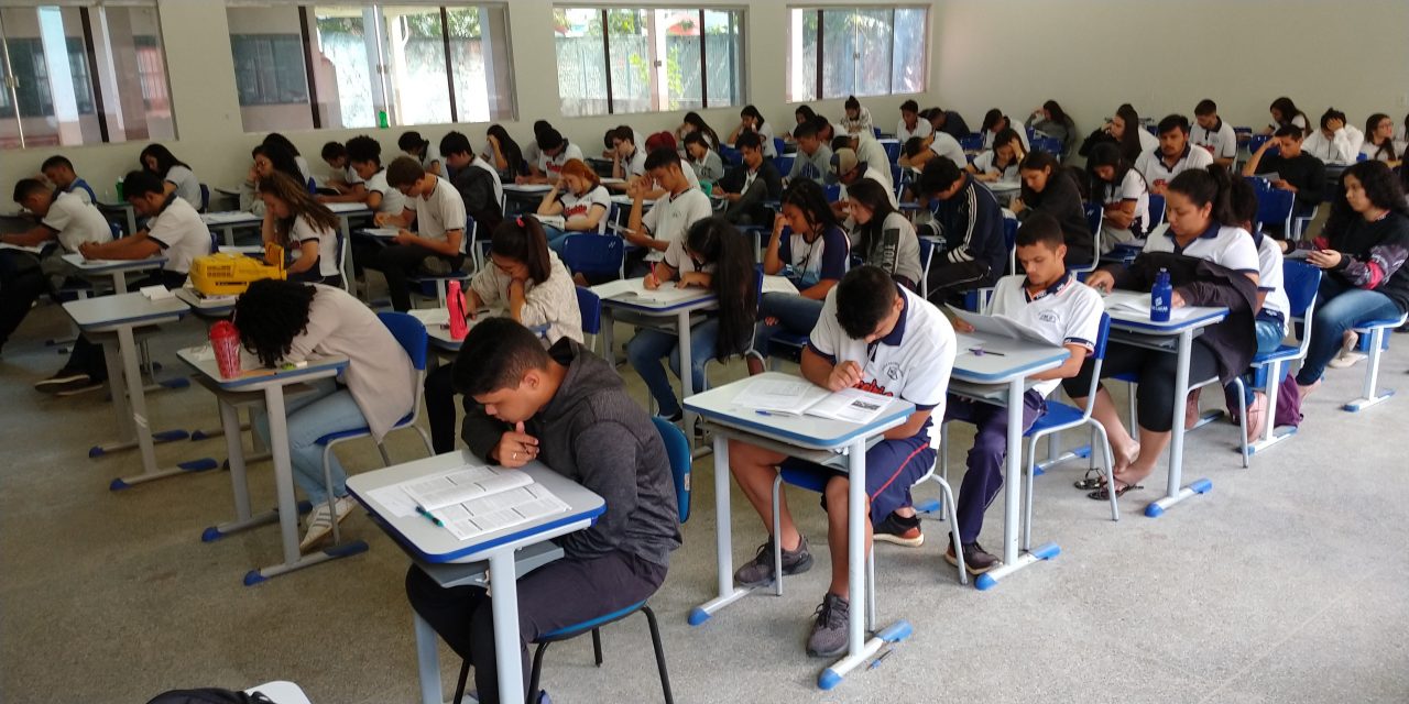PARLAMENTO JOVEM: Vaga no Parlamento Jovem Brasileiro é disputada por estudantes de Rondônia - News Rondônia