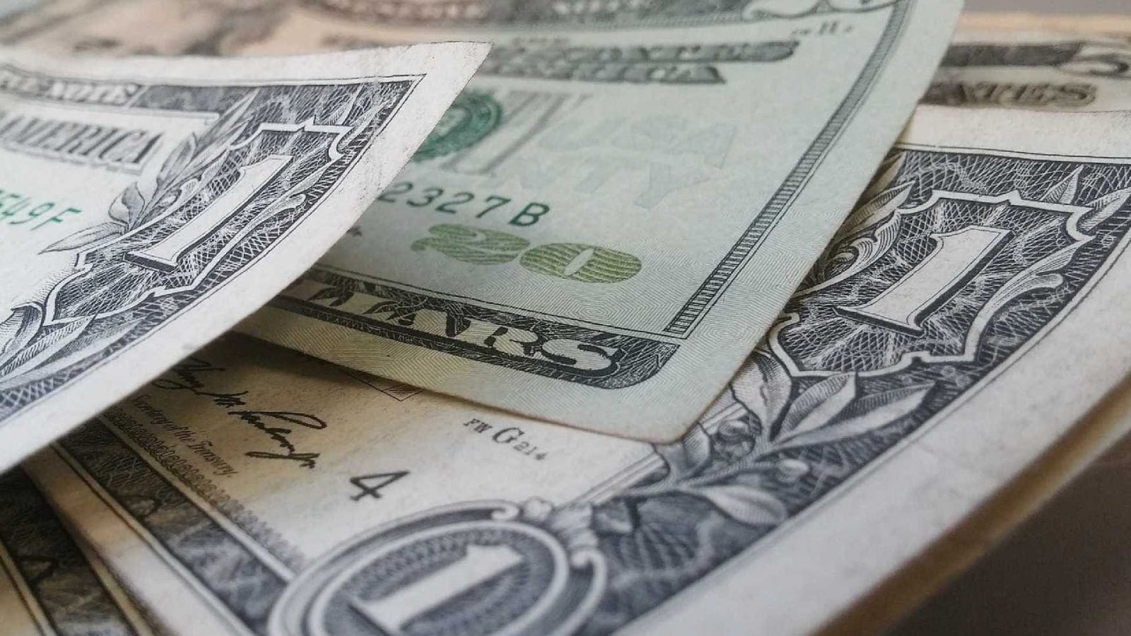 DÓLAR ABRE A R$ 4,19 E BOLSA DE VALORES OPERA EM ALTA - News Rondônia
