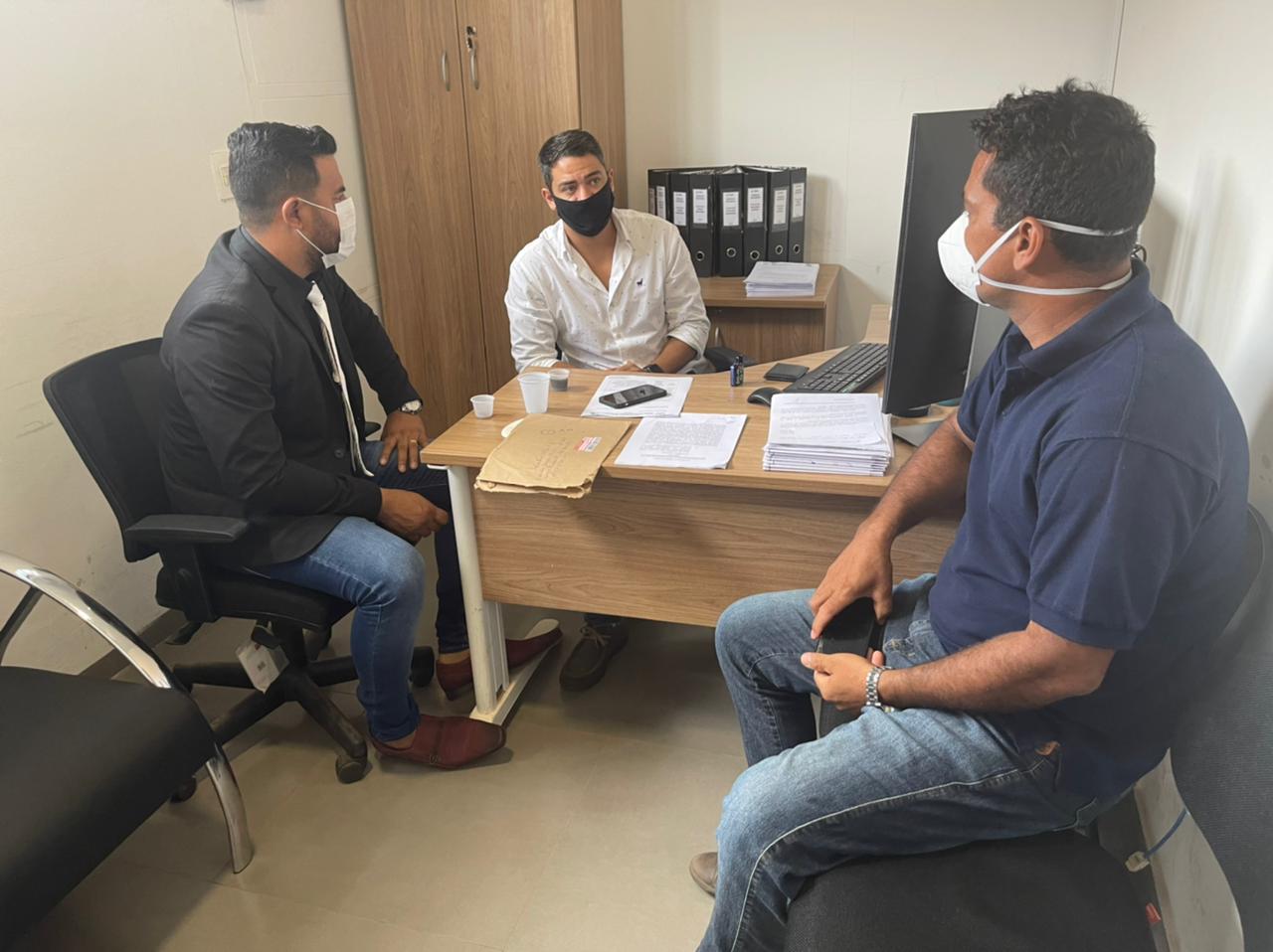 Vereador Carlos Damaceno solicita multirão de iluminação no bairro Nacional - News Rondônia
