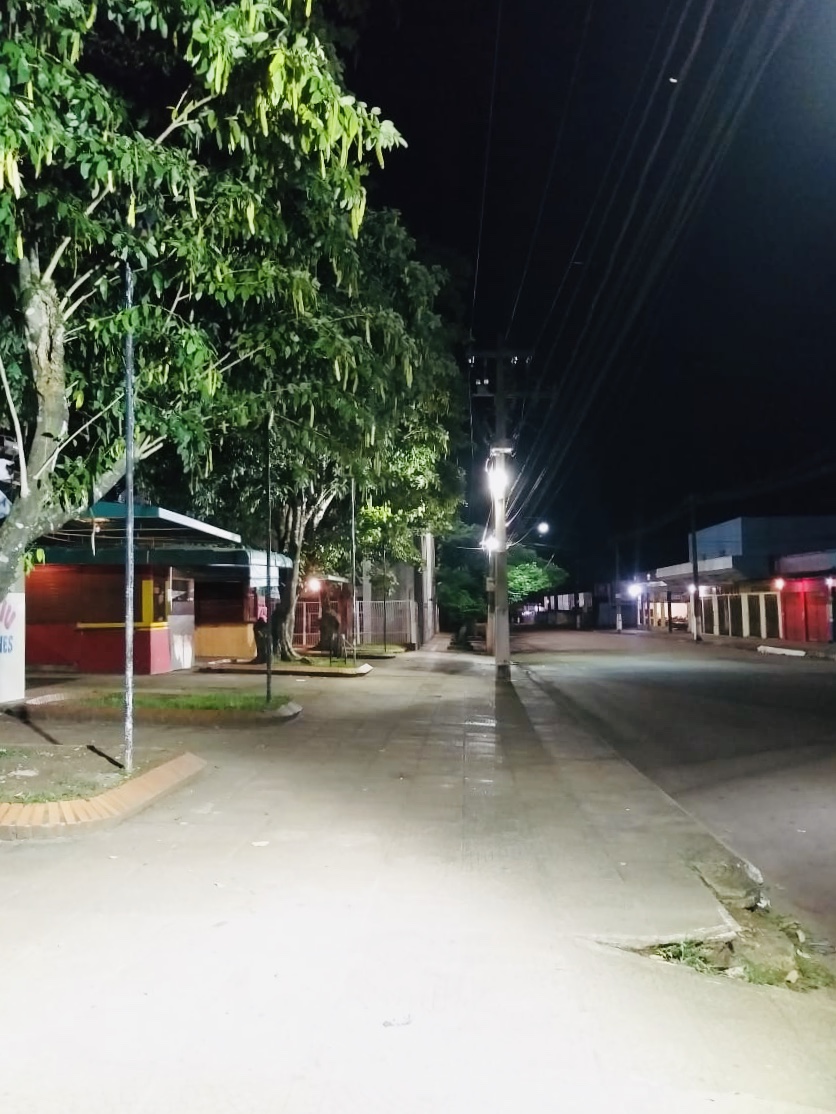 PREFEITURA RESTABELECE ILUMINAÇÃO DA PRAÇA PIRÂMIDE - News Rondônia
