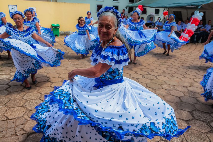 VOLUNTÁRIOS SÃO RECEBIDOS COM FESTA NA FHEMERON EM COMEMORAÇÃO AO DIA DO DOADOR DE SANGUE - News Rondônia
