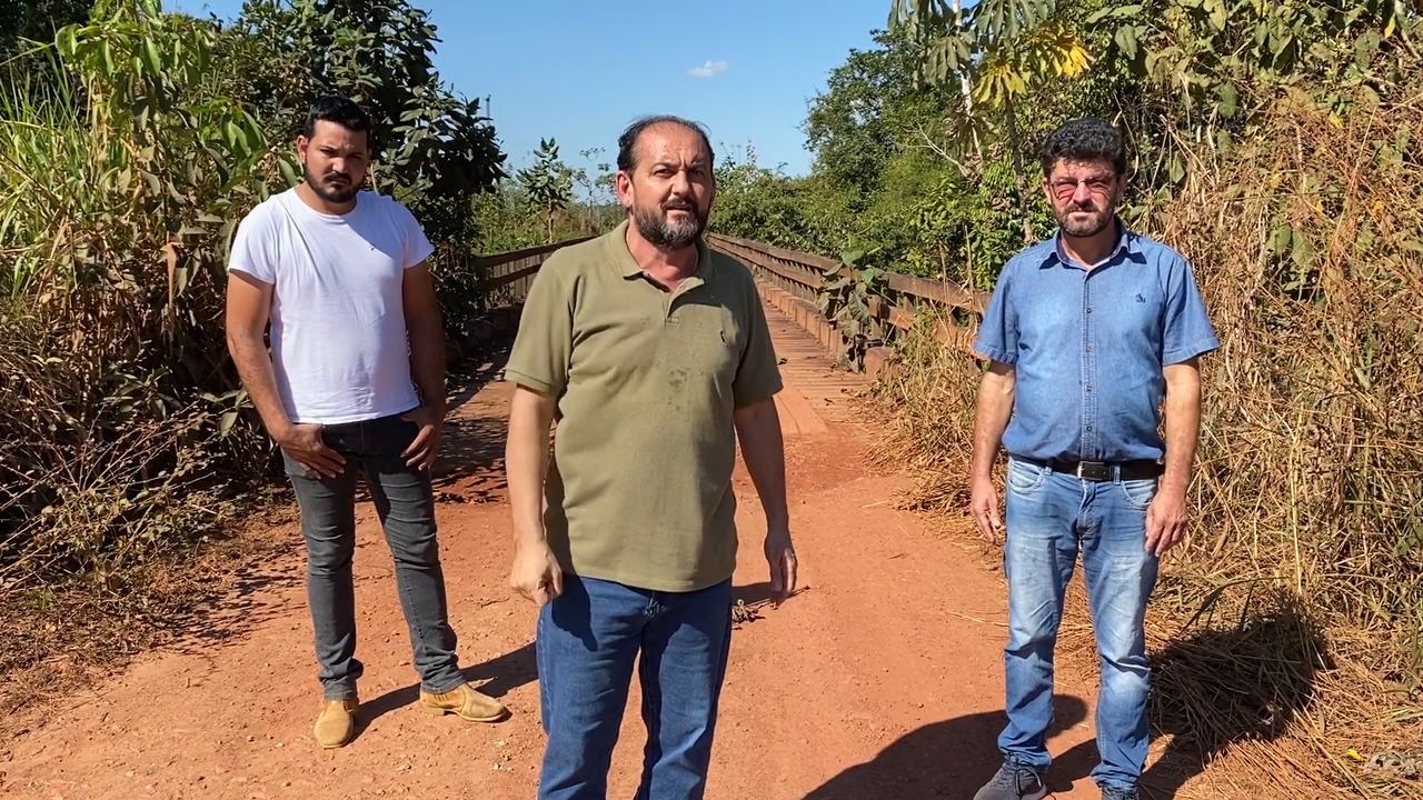 Presidente Laerte Gomes vistoria Linha 48 em Alvorada do Oeste e critica péssimas condições da estrada - News Rondônia
