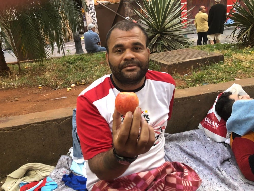 MORADORES DO PRÉDIO QUE DESABOU EM SP, DORMEM NA RUA E SOFREM COM FRIO, FOME E FURTOS - VÍDEO - News Rondônia