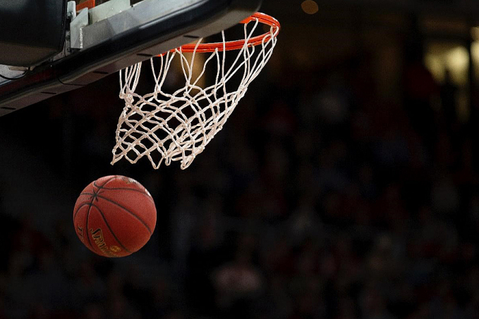 Derrotas, astro impedido de jogar em casa e lesões derrubam 'supertime' na NBA - News Rondônia