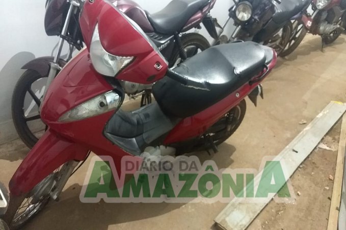 PM DE JACY PARANÁ PRENDE JOVEM CONDUZINDO MOTO ROUBADA - News Rondônia