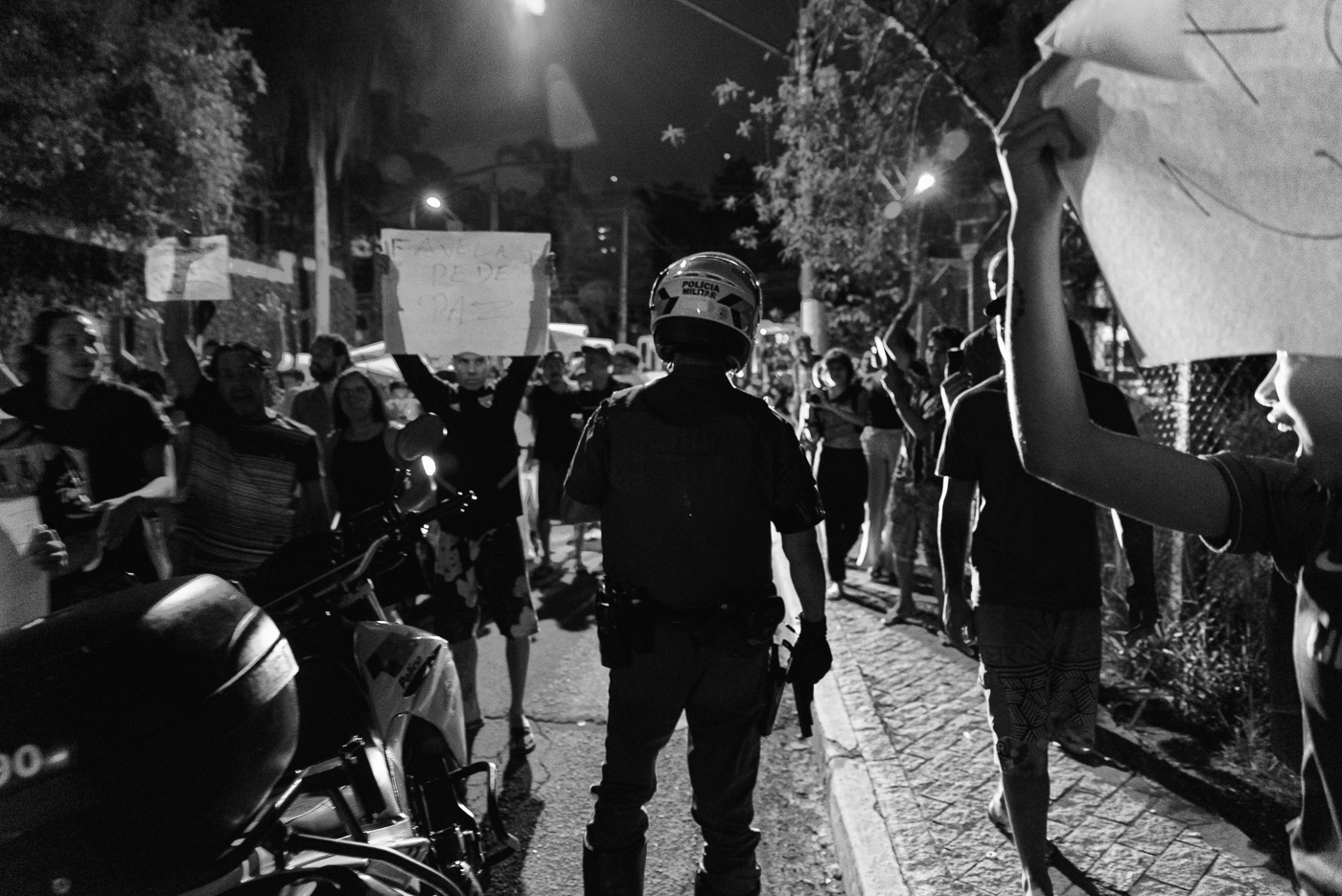 REDE GLOBO: JOGANDO A POPULAÇÃO CONTRA A POLÍCIA - News Rondônia