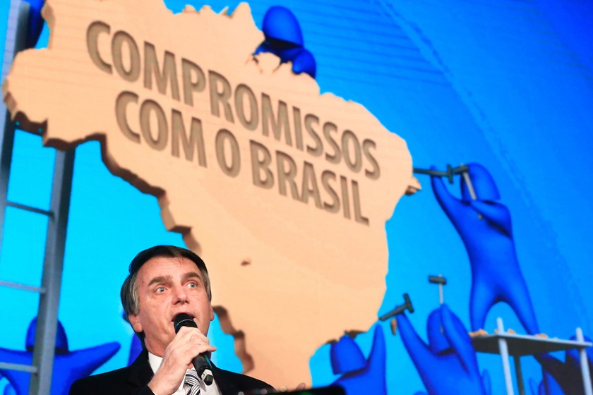 CUBA ABANDONA MAIS MÉDICOS NO BRASIL APÓS CRÍTICAS DE BOLSONARO - News Rondônia