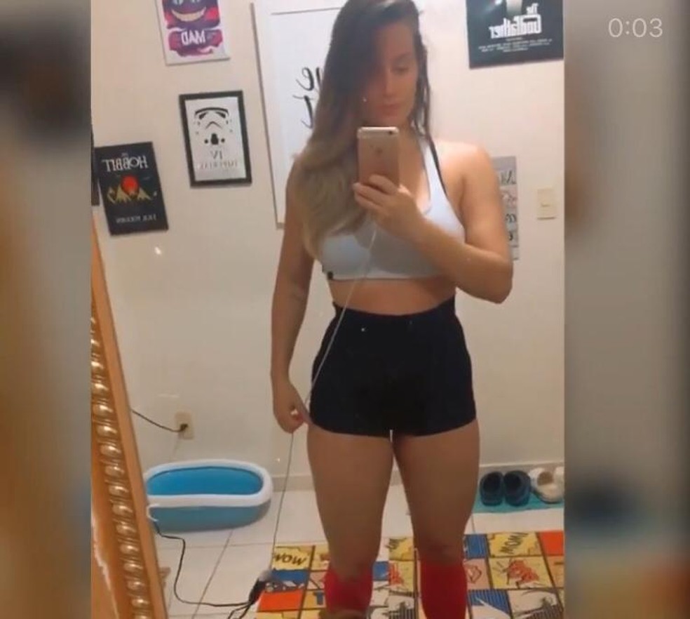 Mulher diz que vizinhas mandaram mensagem pedindo que ela deixe de usar 'shortinhos' no condomínio - News Rondônia
