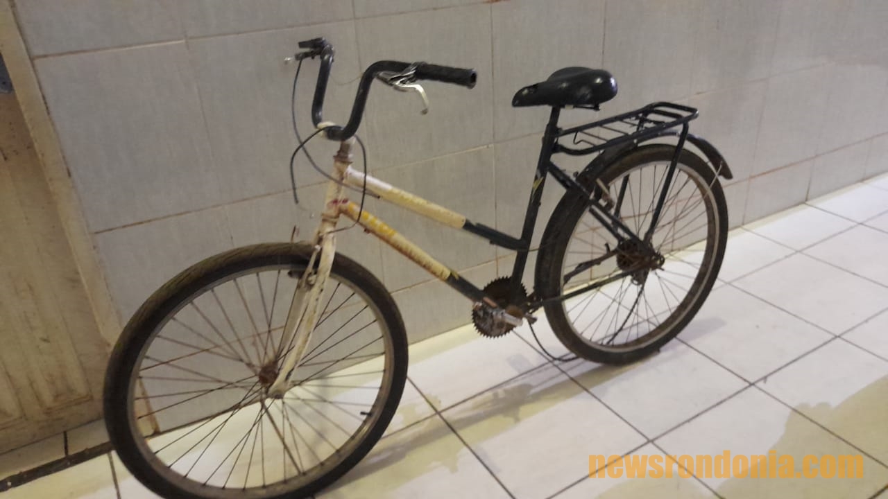 MÃO LEVE: Suspeito é preso tentando furtar bicicleta em supermercado na zona sul - News Rondônia