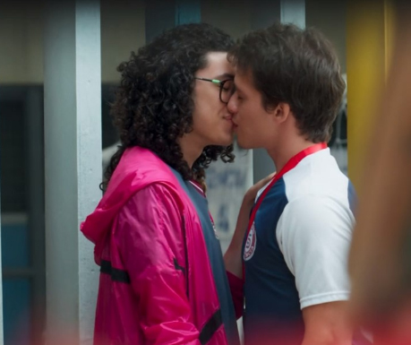 ATORES DE MALHAÇÃO FESTEJAM BEIJO GAY: 'ARTE SUPERA QUALQUER DESAFIO' - VÍDEO - News Rondônia