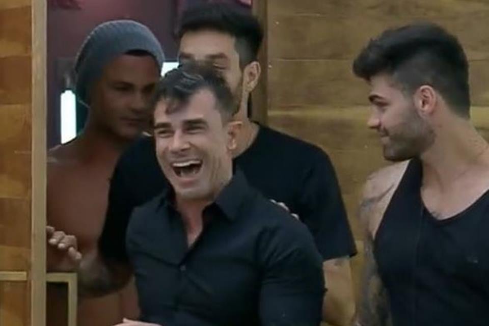 A FAZENDA: DIFÍCIL ACREDITAR, DIZ JORGE DE ASSÉDIO CONTRA HARI - News Rondônia