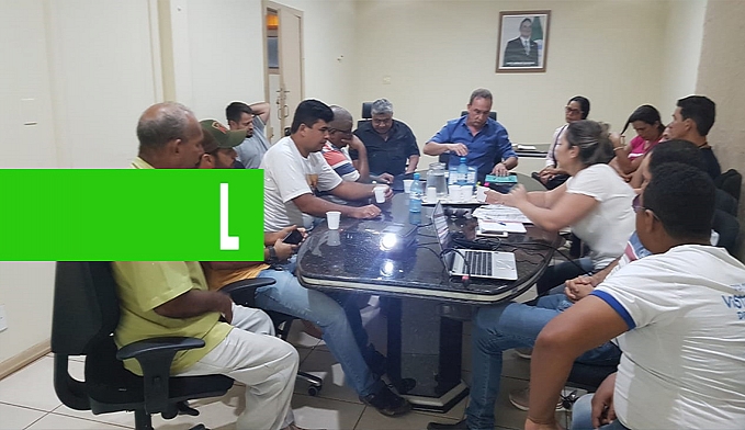 PRESIDENTES DE ASSOCIAÇÕES DE MORADORES CONHECEM PROJETO DE ENERGIA SOLAR QUE SERÁ IMPLANTADO NO MUNICÍPIO - News Rondônia