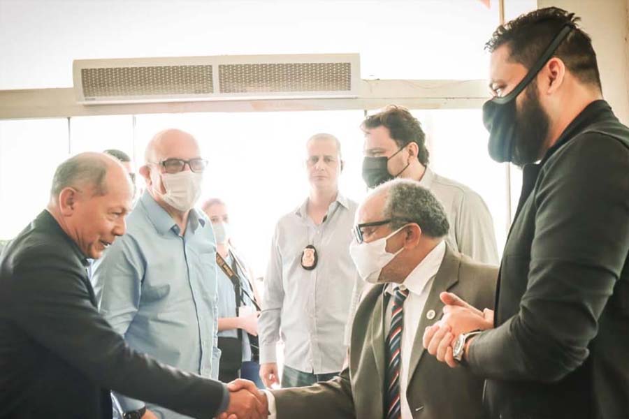 Deputado Federal Coronel Chrisóstomo acompanha ministro da Educação Milton Ribeiro em visita técnica a Rondônia. - News Rondônia