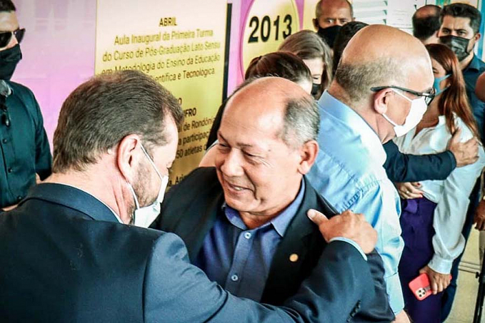 Deputado Federal Coronel Chrisóstomo acompanha ministro da Educação Milton Ribeiro em visita técnica a Rondônia. - News Rondônia