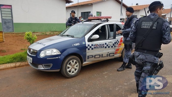 CRIANÇAS SÃO RESGATADAS DEPOIS DE QUATRO DIAS TRANCADAS EM CASA - News Rondônia