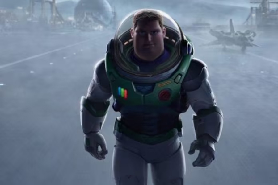 Disney e Pixar divulgam trailer do filme sobre Buzz Lightyear  Assista - News Rondônia