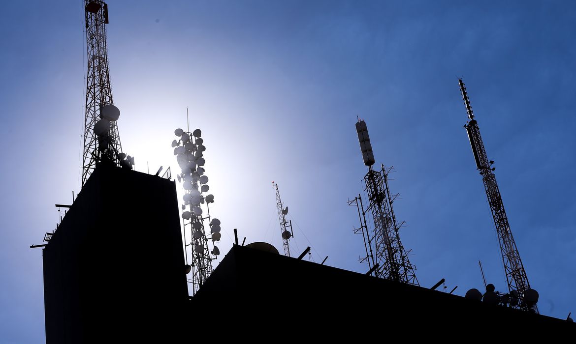 Decreto regulamenta parcelamento de outorgas de radiodifusão - News Rondônia
