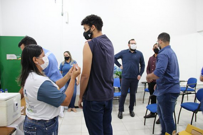 Servidores do Detran são vacinados contra H1N1 e covid-19 em Porto Velho - News Rondônia
