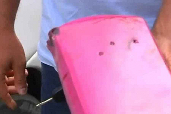 LIVRAMENTO: Mulher coloca a Bíblia na cabeça e sobrevive a sete tiros - News Rondônia