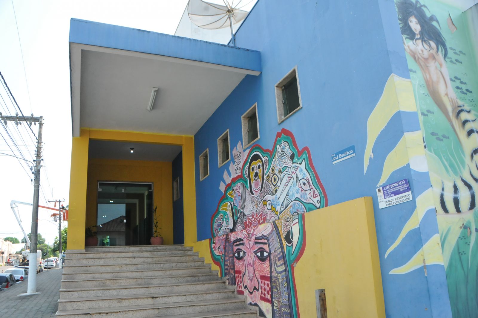 BIBLIOTECA FRANCISCO MEIRELES FECHA NESTA SEXTA-FEIRA PARA REPAROS NA REDE ELÉTRICA - News Rondônia