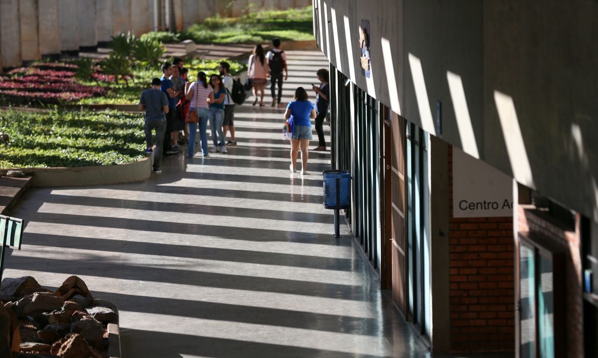 Pré-selecionados do Prouni têm até hoje para comprovar dados - News Rondônia