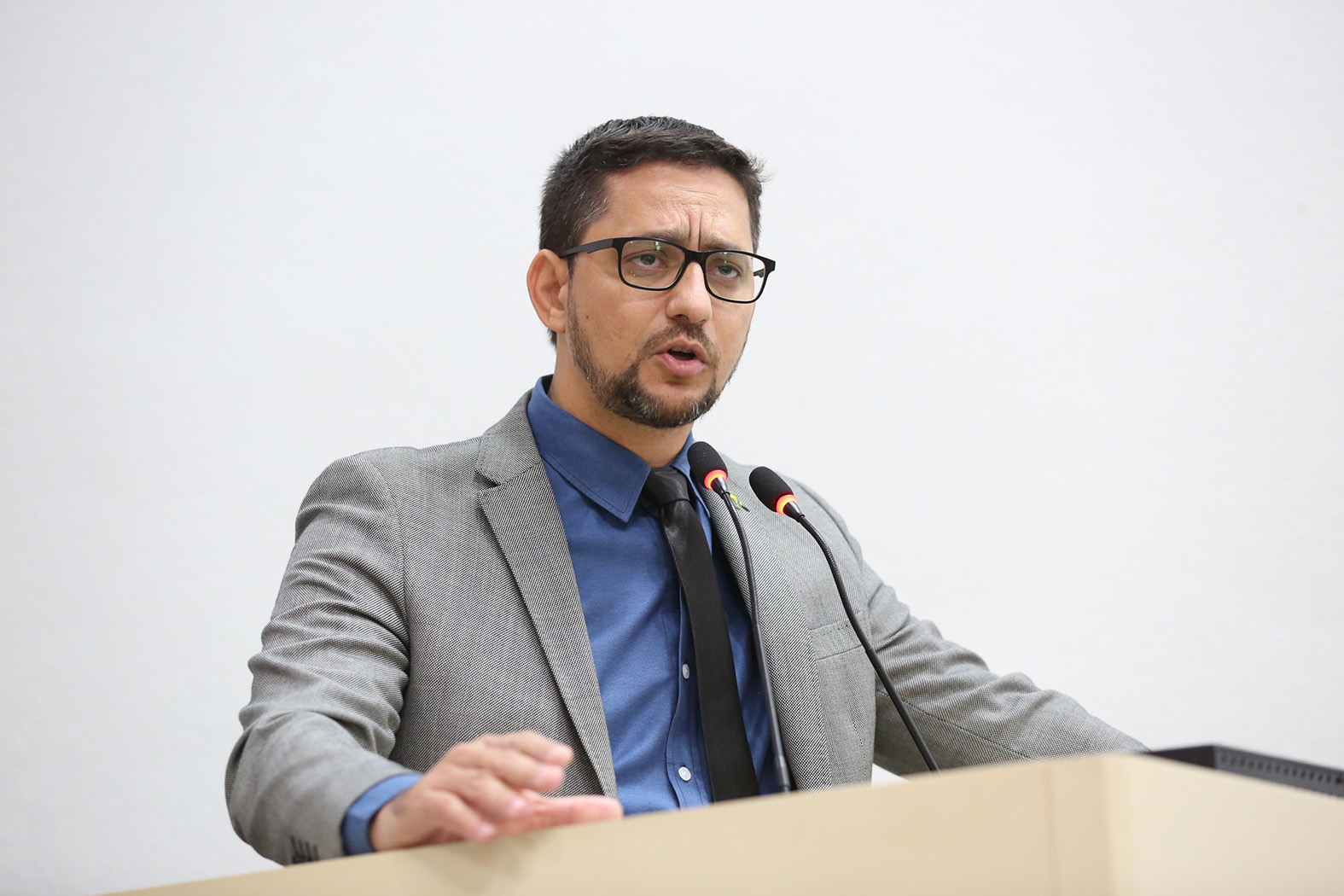 ANDERSON DO SINGEPERON LAMENTA DESPARECIMENTO DO DIRETOR ADMINISTRATIVO DA COLÔNIA AGRÍCOLA PENAL - News Rondônia