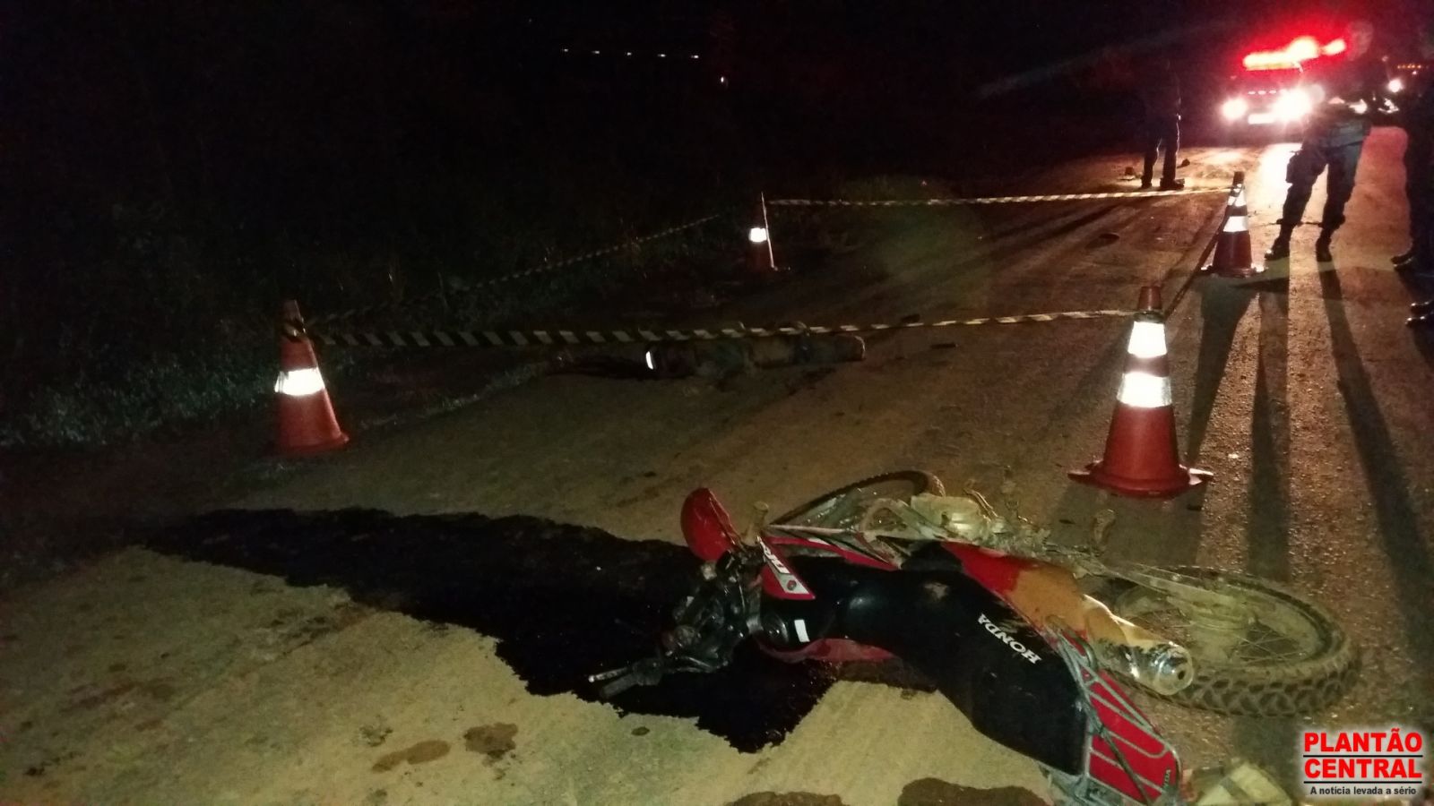 JI-PARANÁ: MOTOCICLISTA MORRE APÓS SER ATROPELADO POR CAMINHÃO (IMAGEM FORTE) - News Rondônia