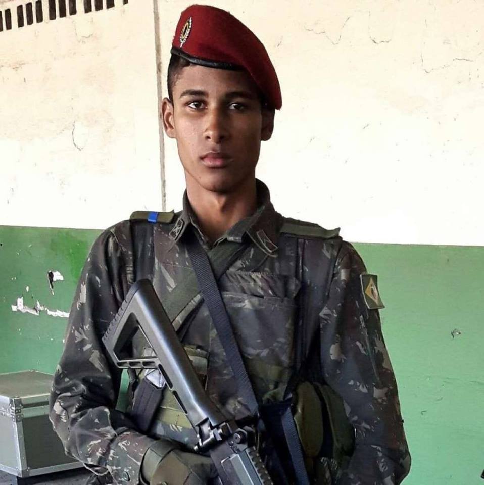 NARCOTERRORISMO EXECUTA MILITAR COM TIROS DE FUZIL NA CABEÇA - News Rondônia
