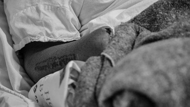 ELA TEVE AS MÃOS DECEPADAS PELO MARIDO E AGORA PEDE AJUDA PARA ADQUIRIR PRÓTESES - News Rondônia