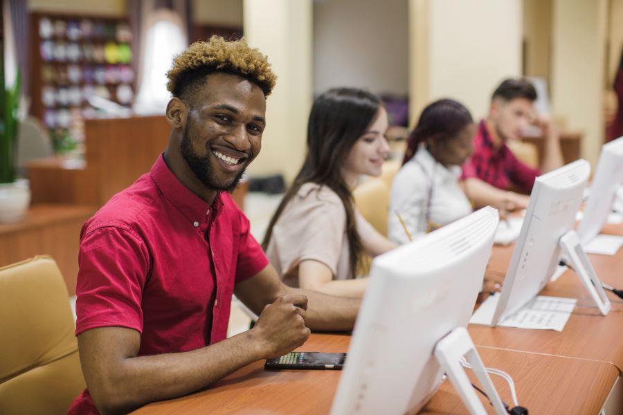 Estudantes de universidades federais tiveram melhor desempenho no Enade 2019 - News Rondônia