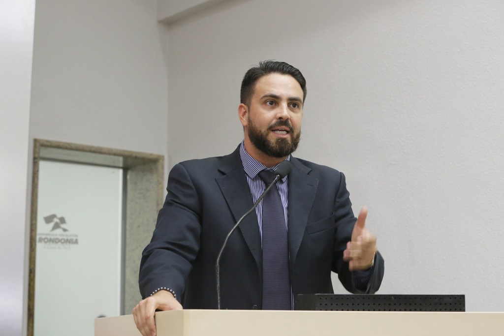 DEPUTADO ESTADUAL LÉO MORAES SE MANIFESTA SOBRE CRIAÇÃO DE RESERVA FLORESTAL EM RONDÔNIA - News Rondônia