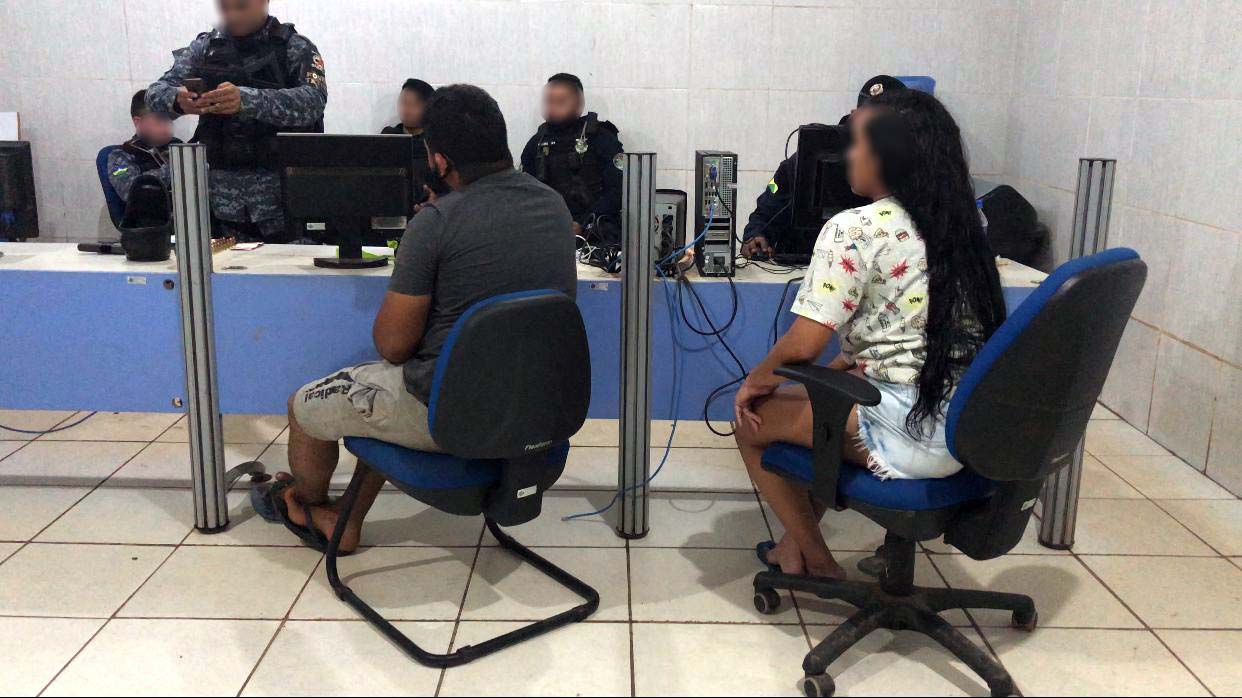 ZONA LESTE - Força Tática prende casal armado com pistola 9mm e dezenas de munições - News Rondônia