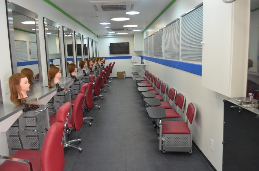 ITINERANTE - Governo adquire quatro Unidades Móveis de Educação Profissional para atender distritos de Rondônia - News Rondônia