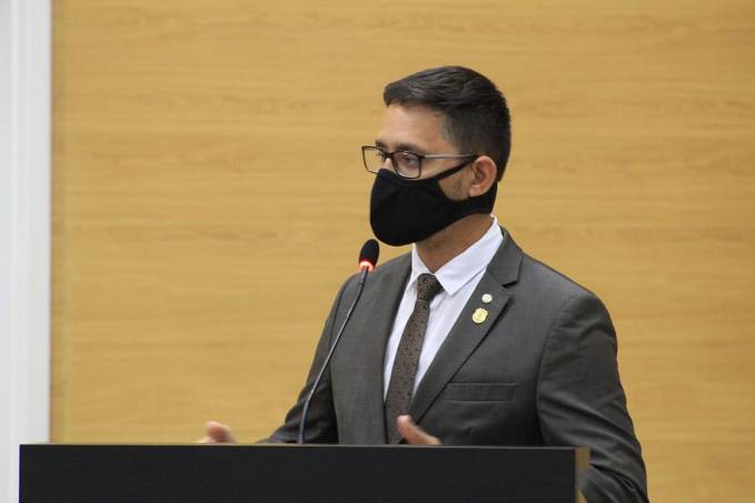 Durante discurso na primeira sessão do ano, deputado Anderson pede atenção ao governo para Polícia Penal que amarga mais de oito anos de defasagem salarial - News Rondônia