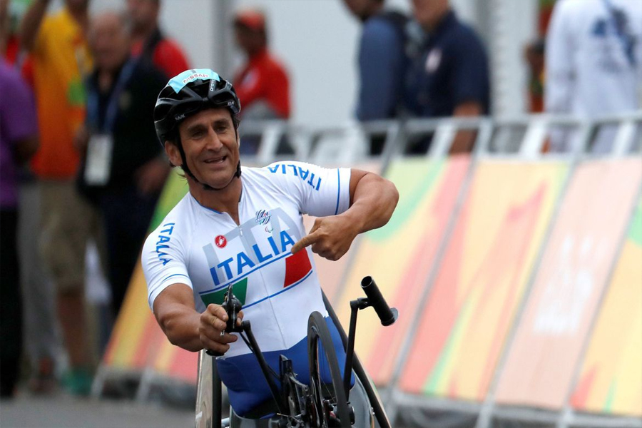 Alex Zanardi volta para casa após 18 meses no hospital - News Rondônia