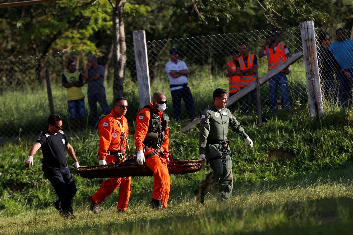 MAIS DE 300 HOMENS TRABALHAM NO SEXTO DIA DE BUSCAS EM BRUMADINHO - News Rondônia