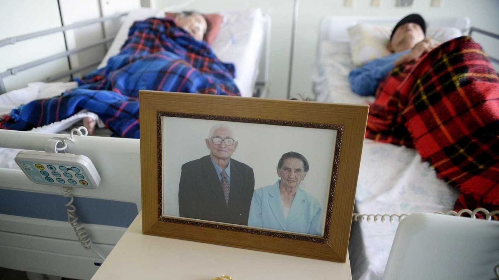 AOS 101 E 102 ANOS, CASAL HOSPITALIZADO RECEBE ALTA JUNTOS - News Rondônia