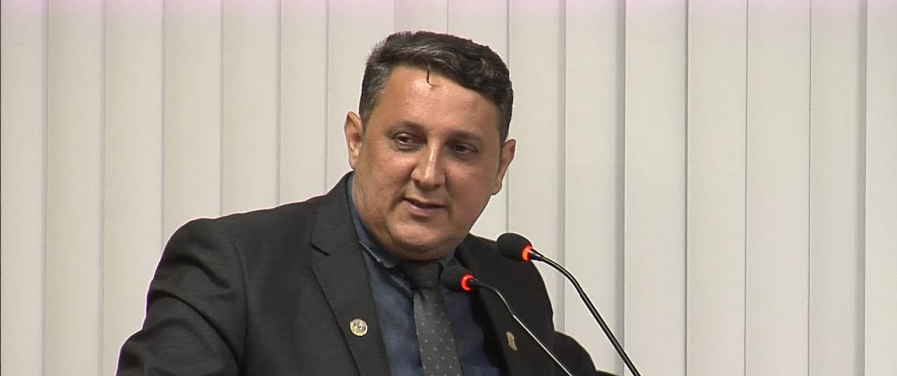 JÚNIOR CAVALCANTE DENÚNCIA PREÇO ABUSIVO DE MEDICAMENTO INDICADO NO TRATAMENTO DO COVID-19 - News Rondônia