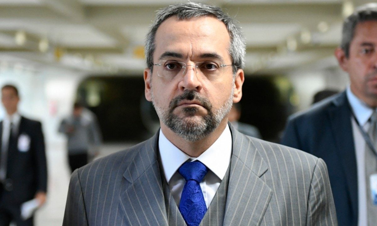 ENEM: WEINTRAUB DIZ QUE ALUNOS TIRARAM NOTA BAIXA CULPARAM MEC PELO RESULTADO - News Rondônia