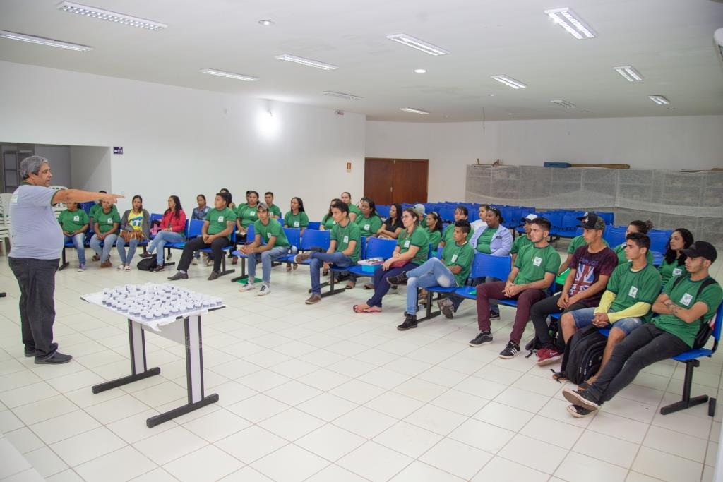 ESBR E SEMAGRIC OFERECEM CURSOS DE CAPACITAÇÃO PARA COMUNIDADE DE NOVA MUTUM PARANÁ - News Rondônia