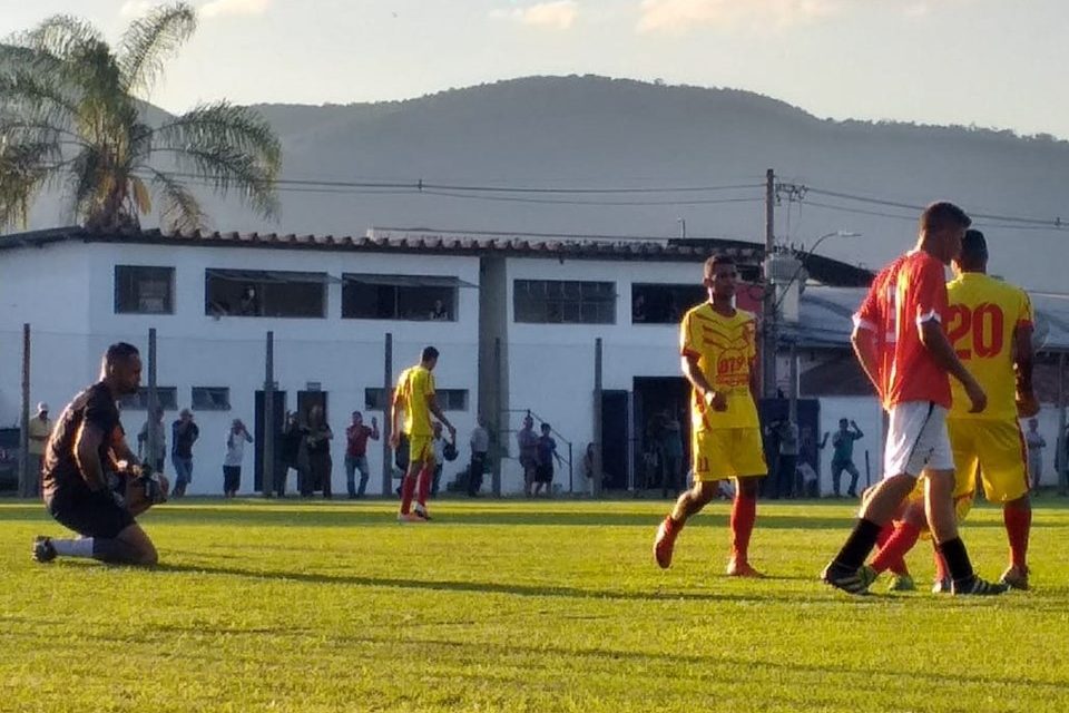 GOLEIRO BRUNO RESCINDE CONTRATO COM POÇOS DE CALDAS - News Rondônia
