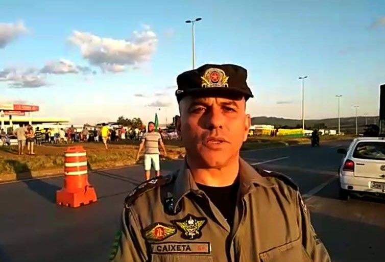 CORONEL CHAMA TEMER DE PINÓQUIO E DIZ QUE ACORDO COM CAMINHONEIROS NÃO PASSA DE MENTIRA  VÍDEO - News Rondônia