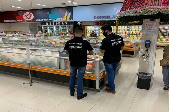 FISCALIZAÇÃO - Procon alerta sobre a variação de preços dos alimentos da cesta natalina, em Rondônia - News Rondônia