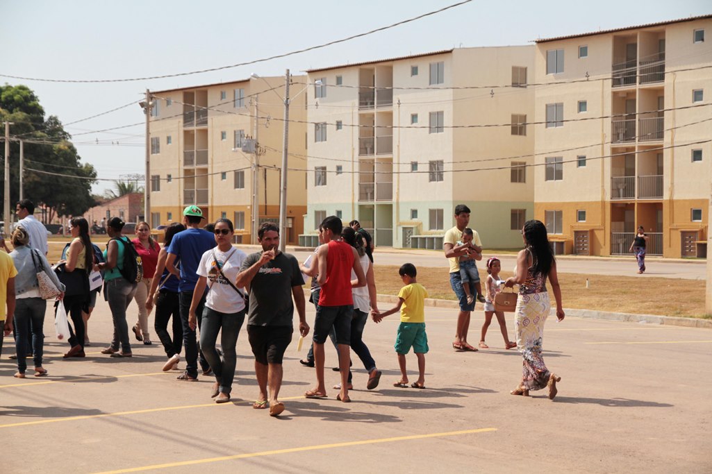 AO SE ARMAR A POPULAÇÃO, A QUEM INTERESSA COMBATER O CRIME DENTRO E FORA DOS CONDOMÍNIOS DO MINHA CASA MINHA VIDA - News Rondônia